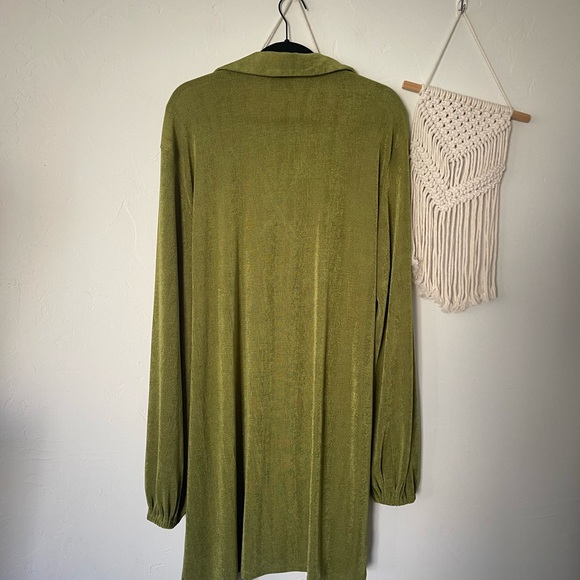 Princess Polly Green Wrap Dress - Picture 3 of 4